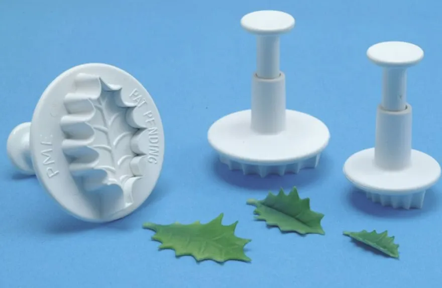 PME Holly Leaf Plunger - Stechpalmenblätter 3 teilig Small