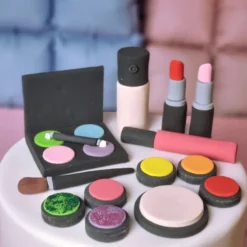 Tortendekoration aus Fondant - Make Up Set
